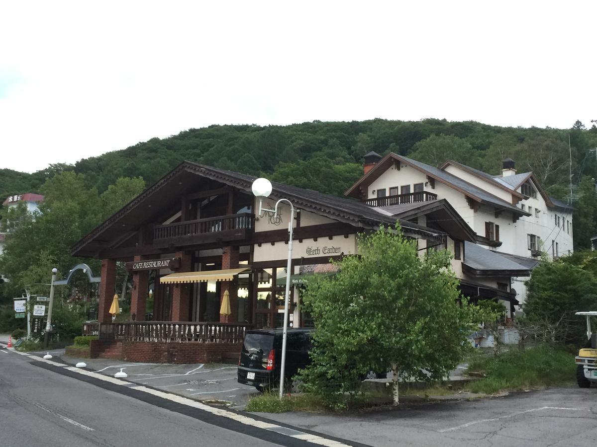 白樺湖榮園 Hotel Chino Exterior photo